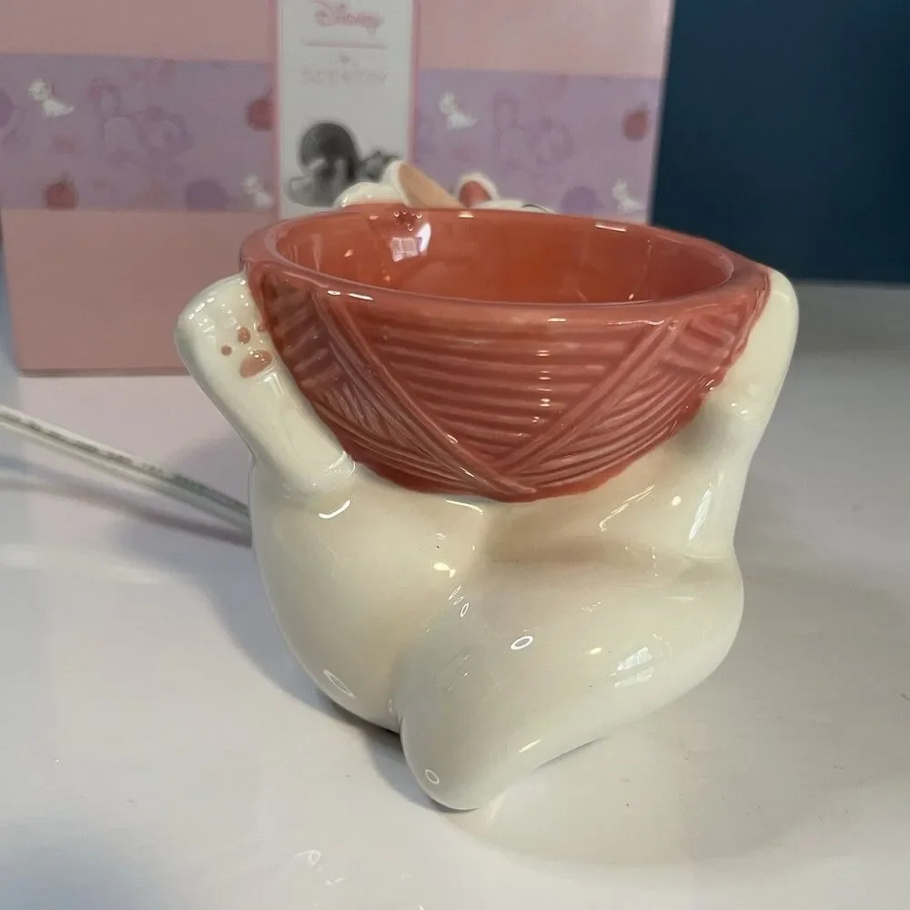 Scentsy-Disney's Aristocats- Disney Marie- New In Box-Element Wax Warmer
